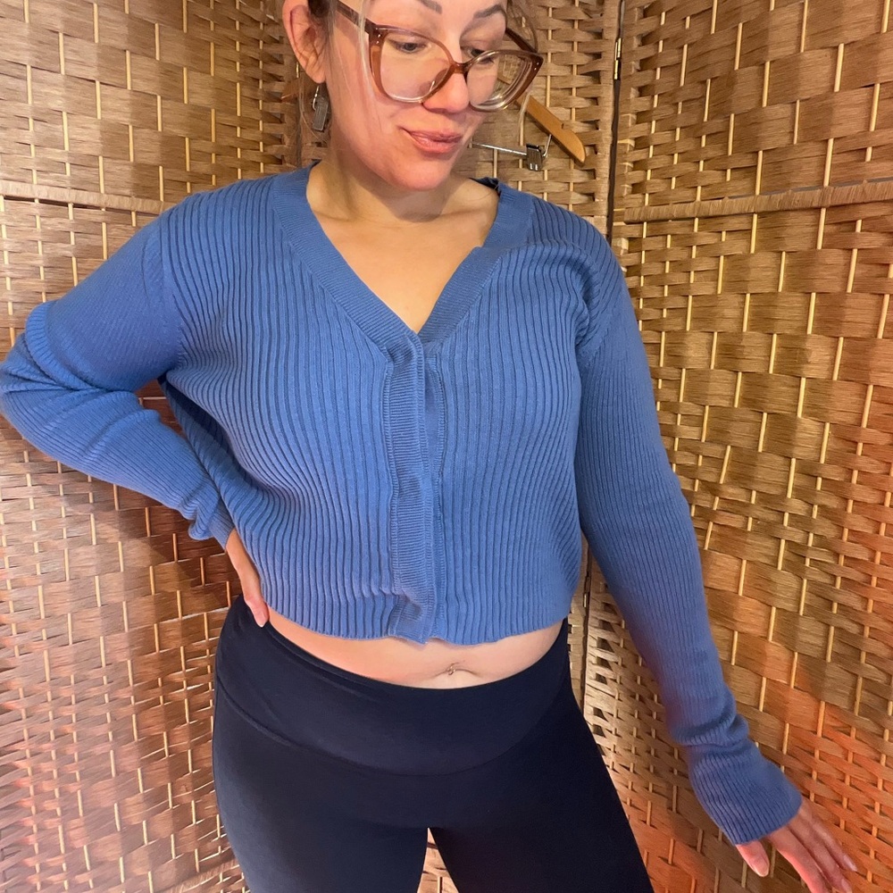 Cabi Cropped Snap Sweater - Picture 8 of 11